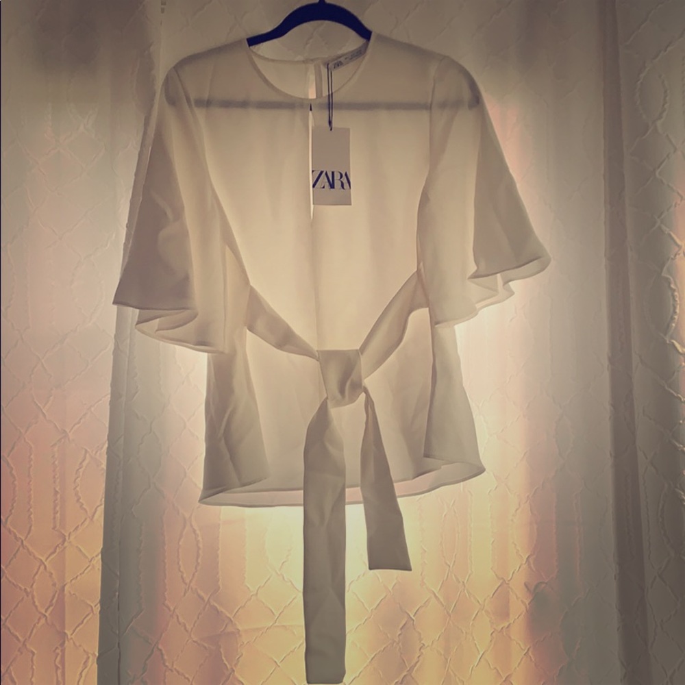 Zara short-sleeve White blouse with ties